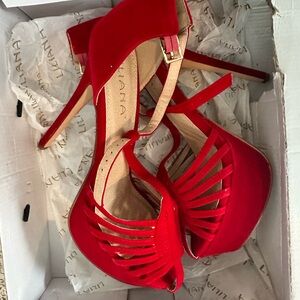 Liliana Red stilettos 👠